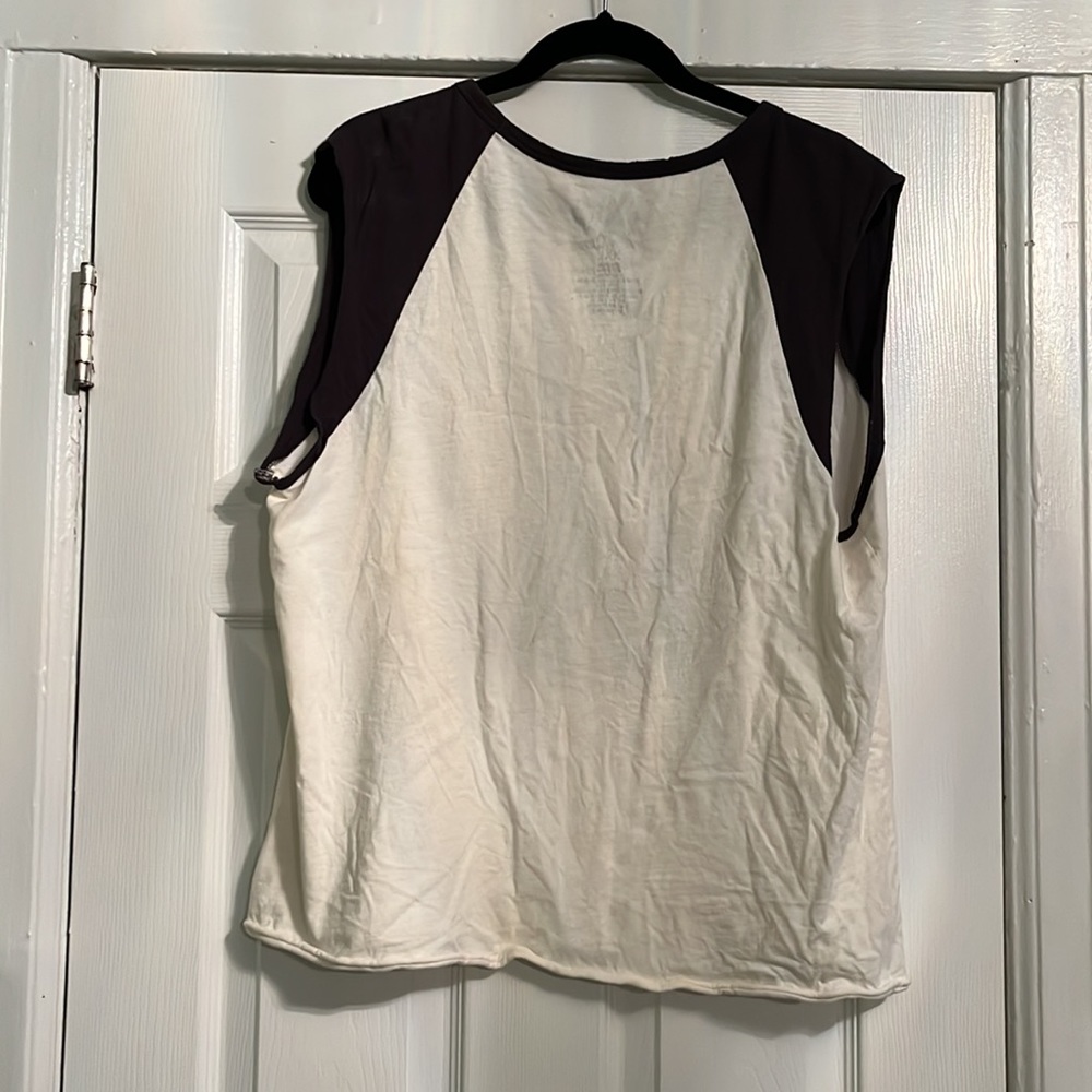 Graphic Muscle Tank Def Leopard - Picture 5 of 5